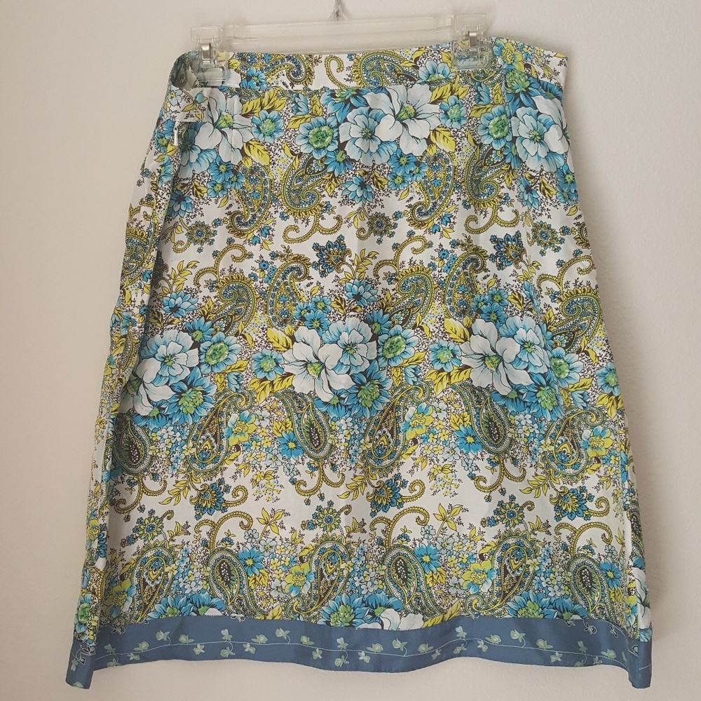Women silk skirt, size 14, S115